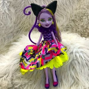 Ever After High KITTY CHESHIRE ‘Way Too Wonderland